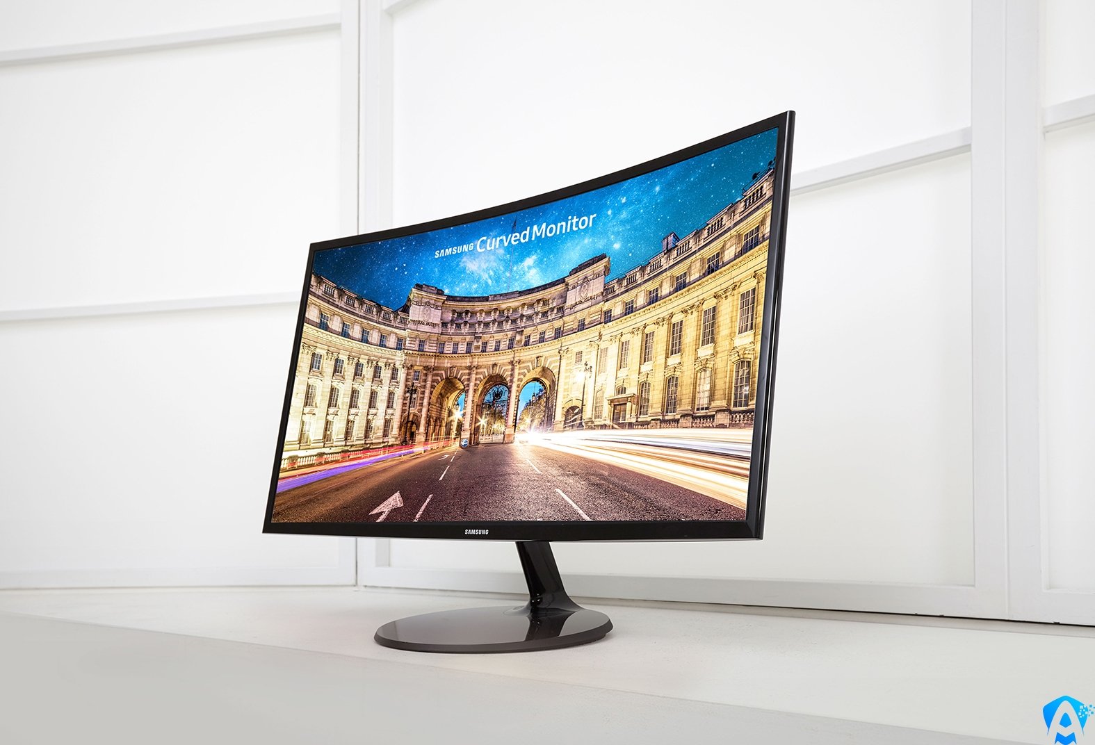 Samsung CF390 Curved Monitör