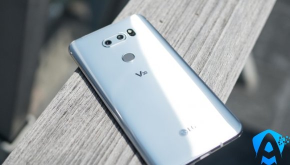 LG V30 (2018)