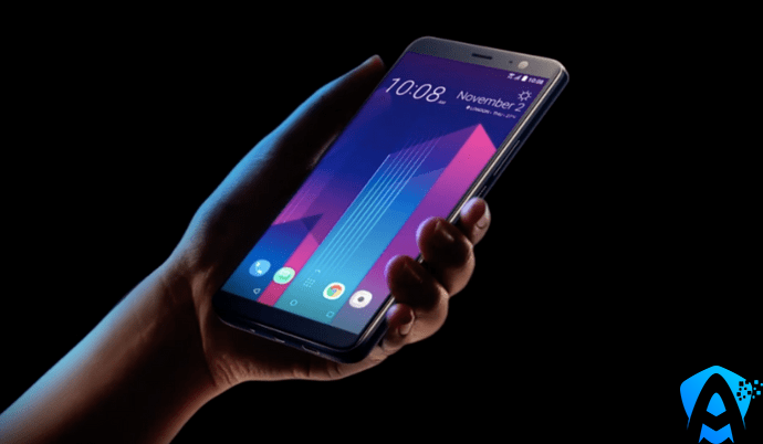 HTC U12+
