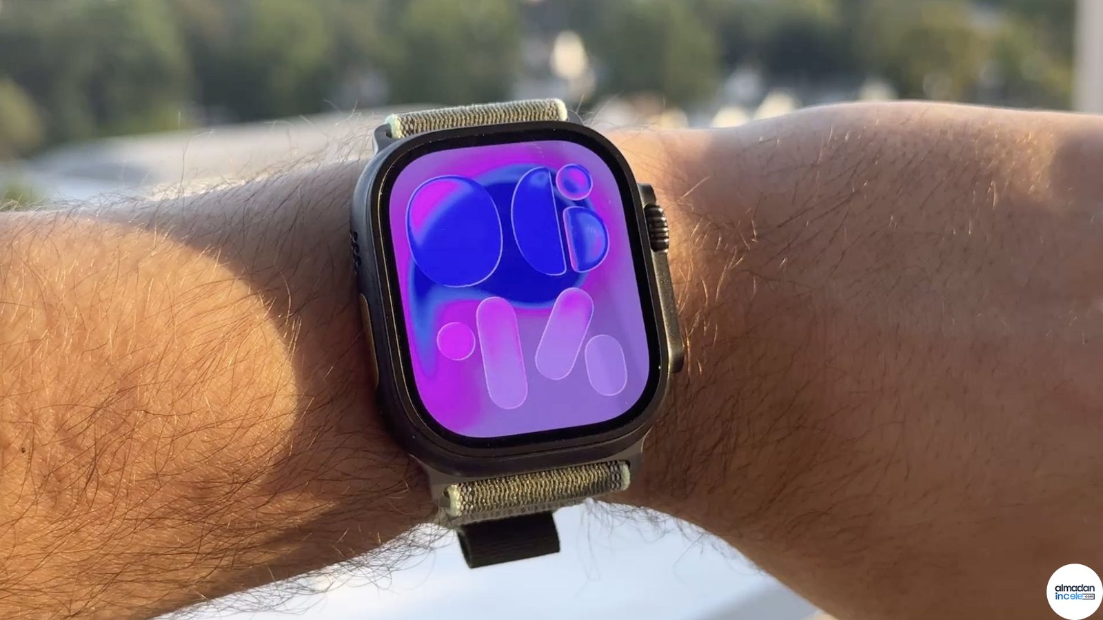 Apple Watch Ultra 3 akıllı saat ürün görseli