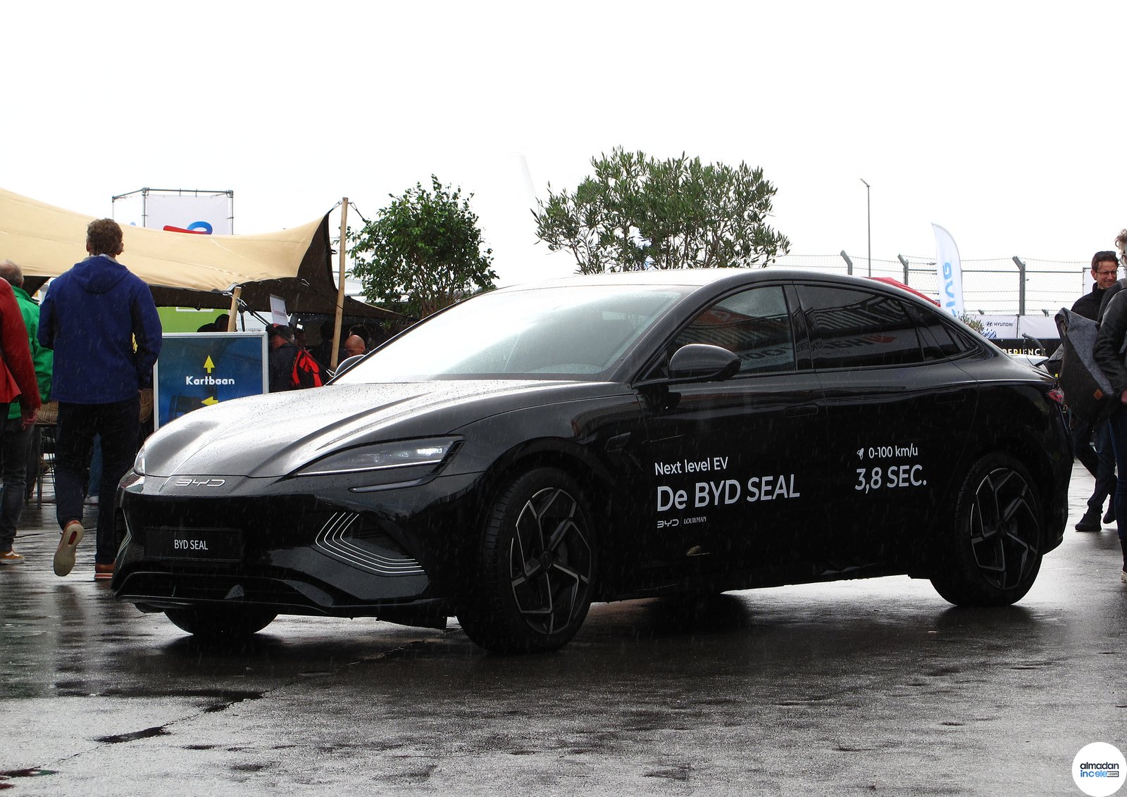 BYD Seal elektrikli sedan ön görünüm