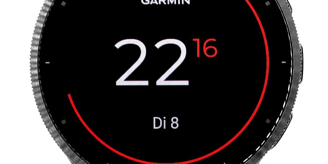 Garmin Venu 3 akıllı saat ön görünüm
