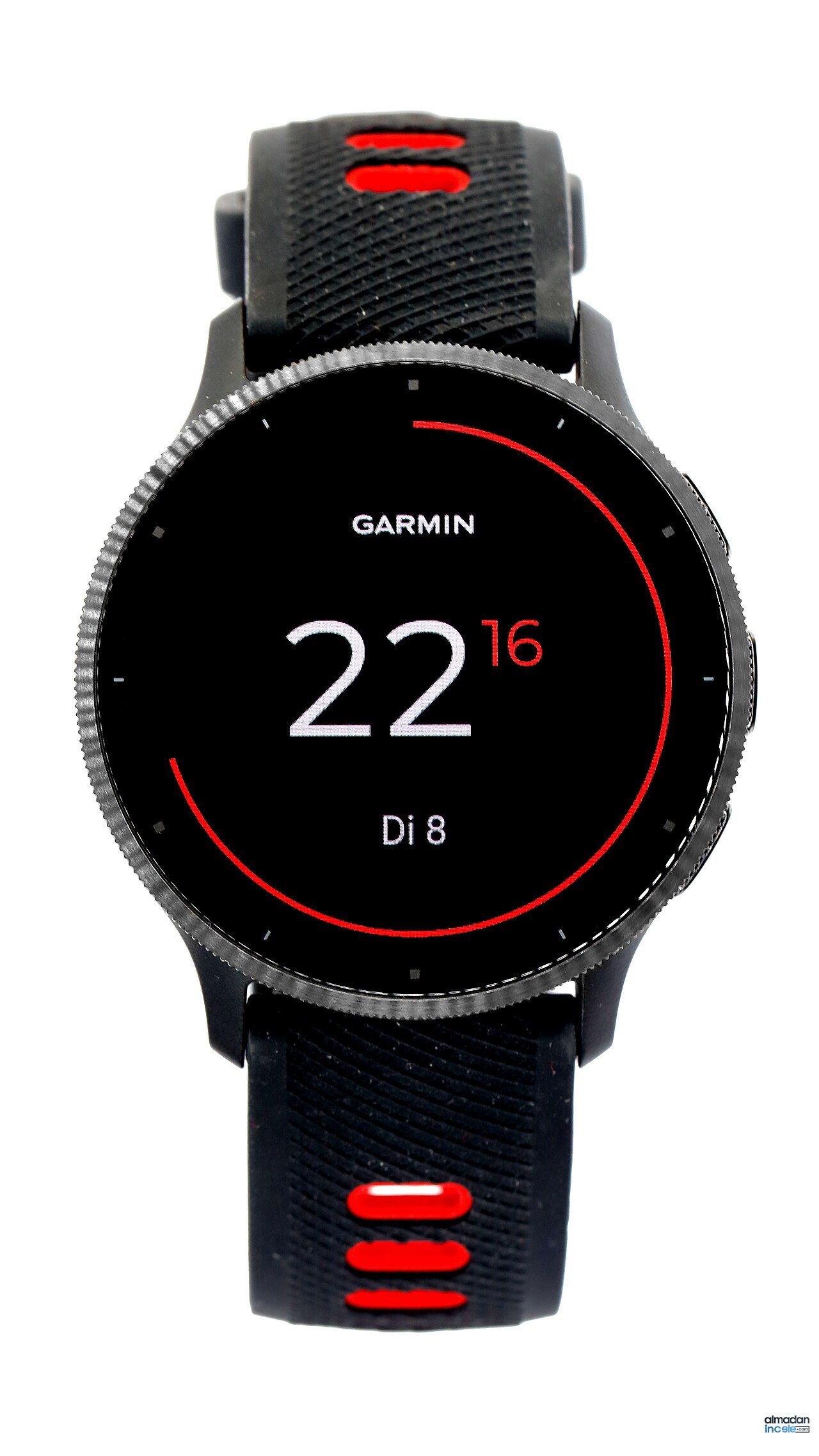 Garmin Venu 3 akıllı saat ön görünüm