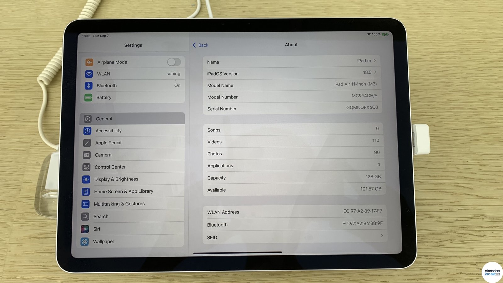 iPad Air M3 tablet ön görünüm
