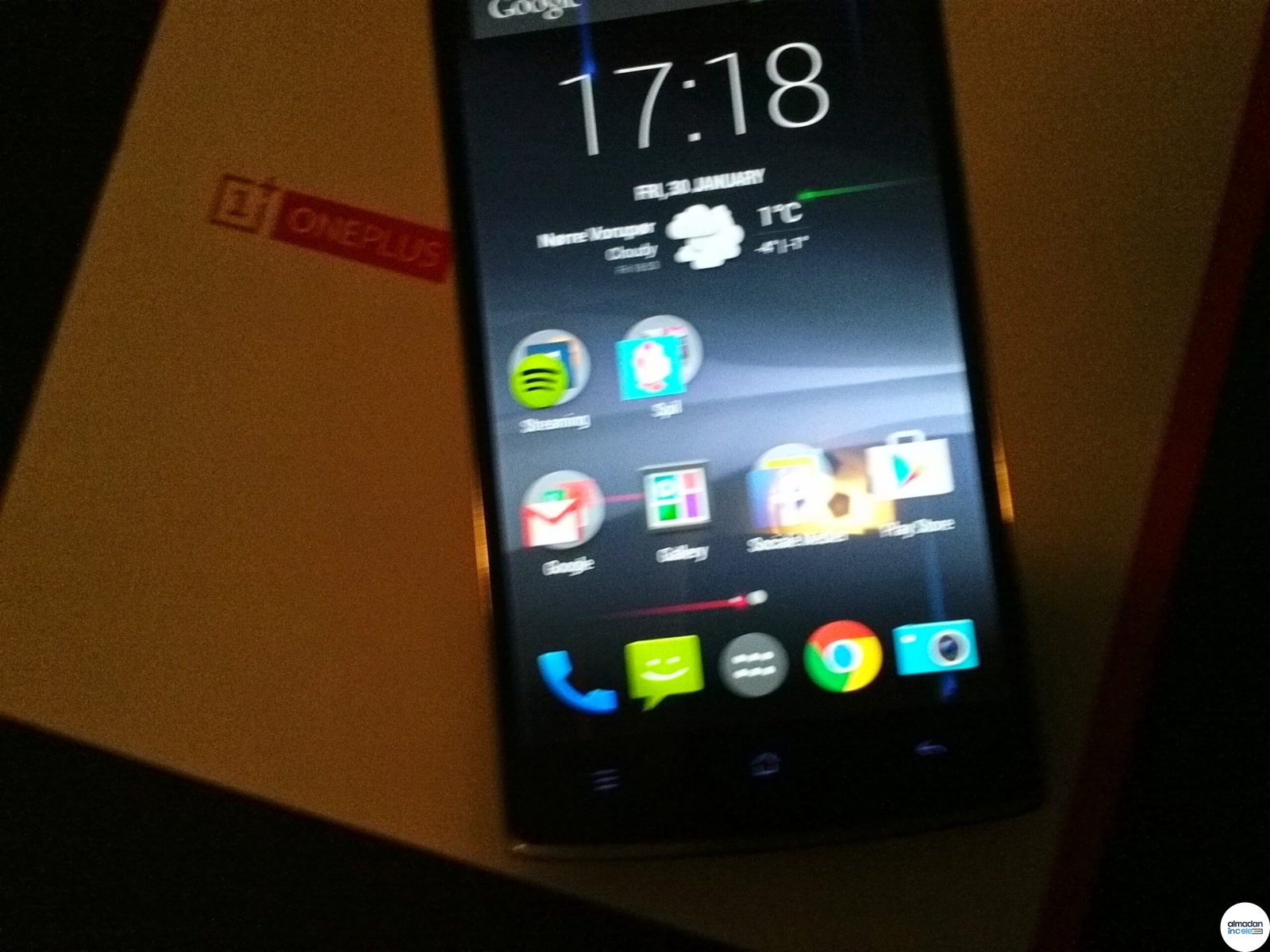 OnePlus akıllı telefon