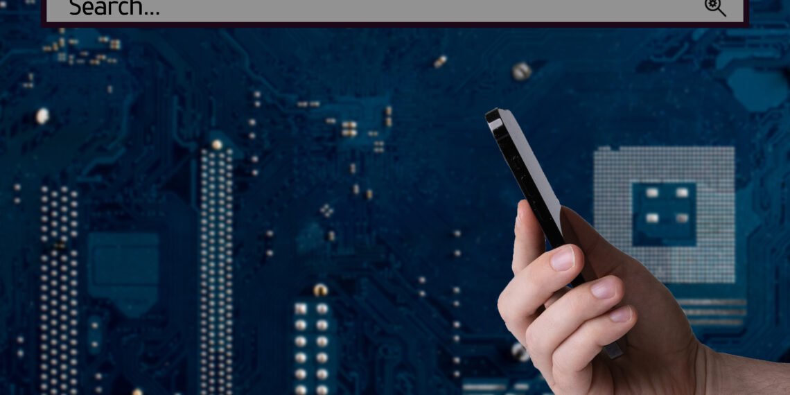 Elde tutulan akıllı telefon ve yapay zeka destekli mobil arama deneyimi