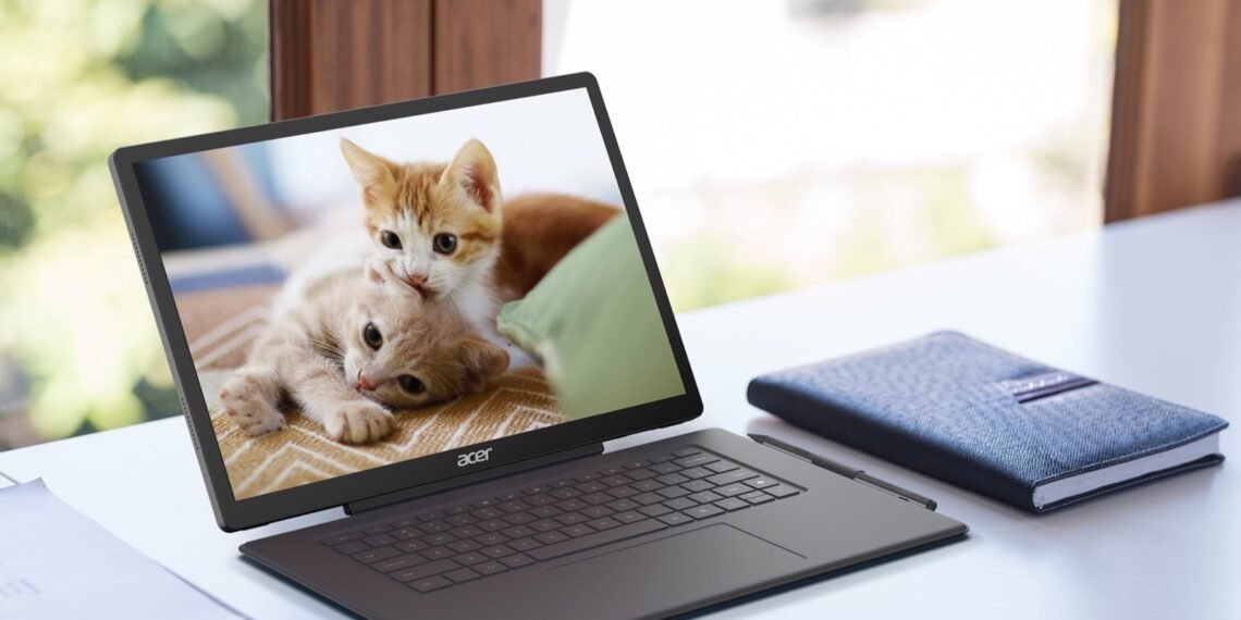 Masa üzerinde klavye ve kalemle kullanılan Acer Iconia X16 tablet
