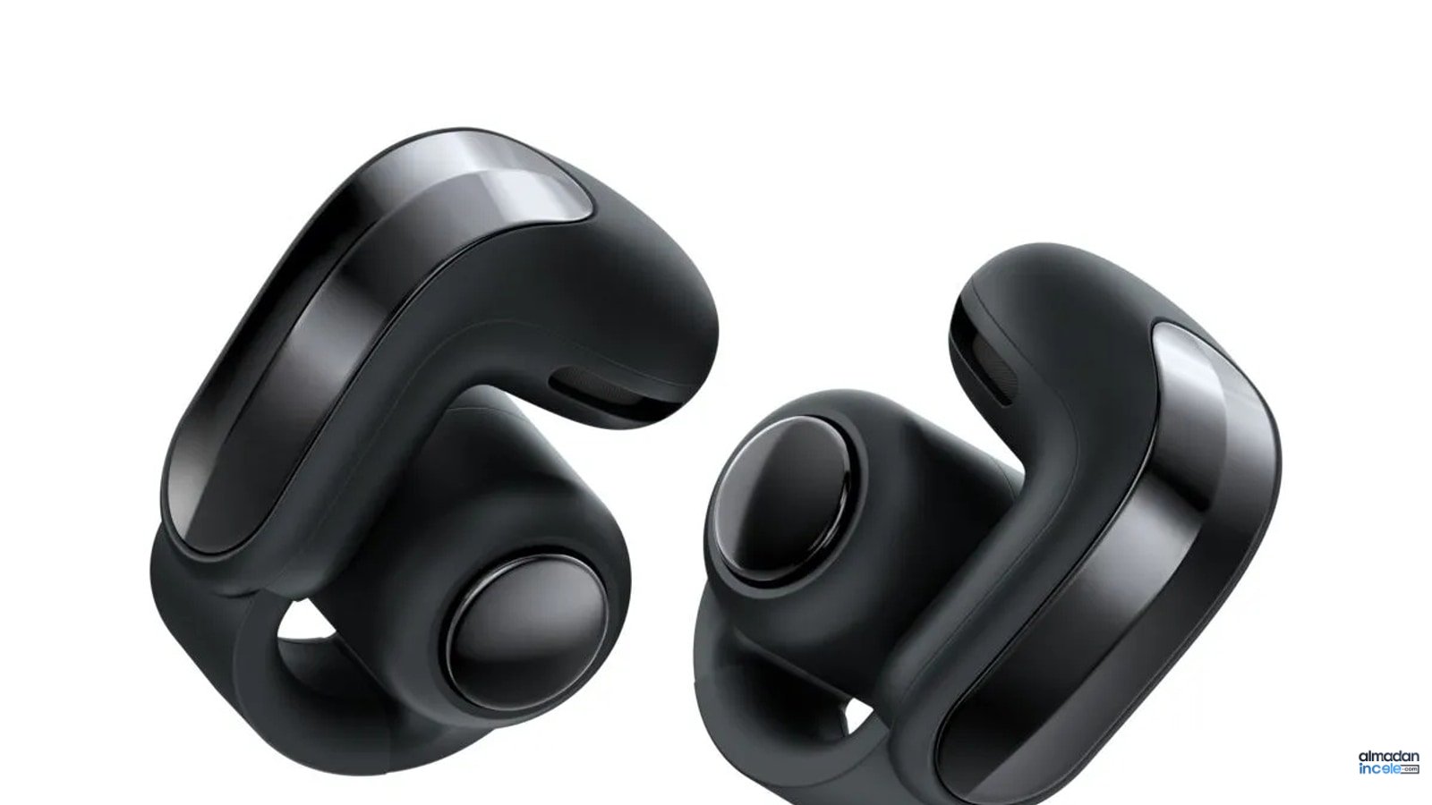 Bose Ultra Open Earbuds (2. Nesil) siyah renkli kulaklıkların resmî ürün görseli