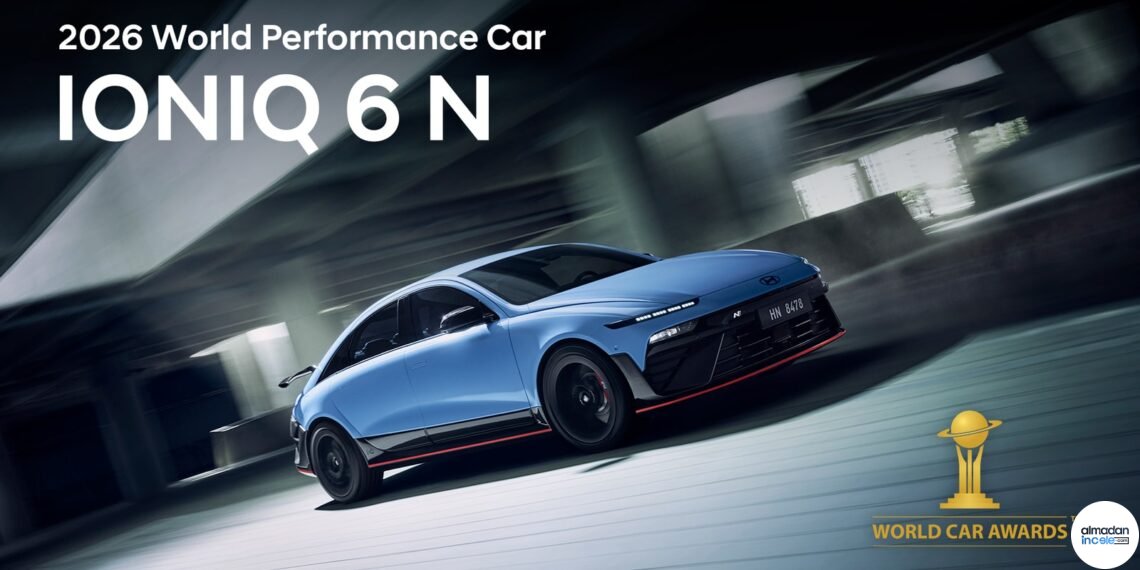 Hyundai IONIQ 6 N elektrikli performans otomobilinin resmi sürüş fotoğrafı