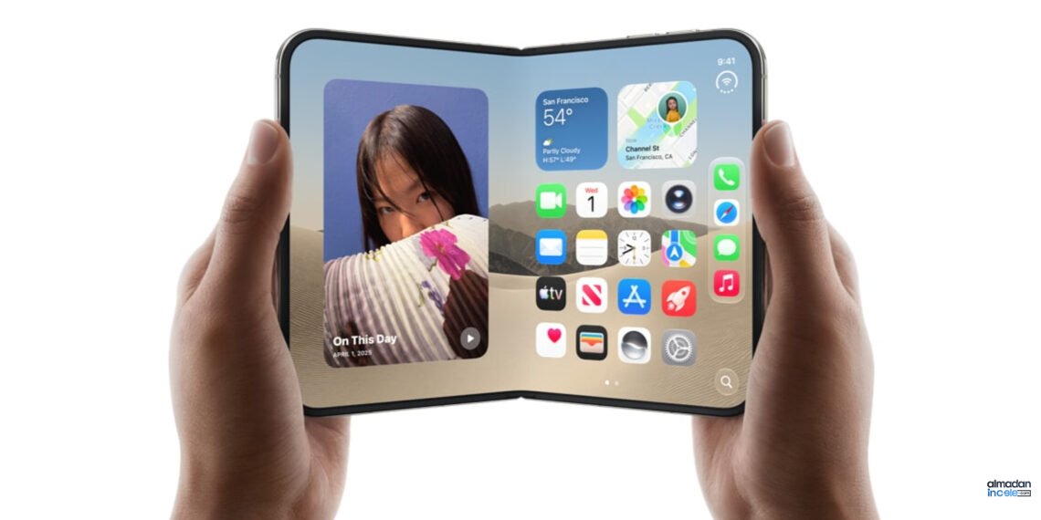 Açılmakta olan Apple iPhone Duo katlanabilir telefon