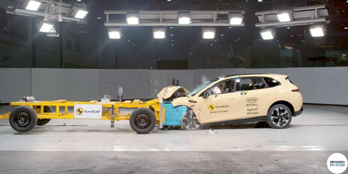 Leapmotor B05 otomobilin Euro NCAP önden ofset çarpışma testi