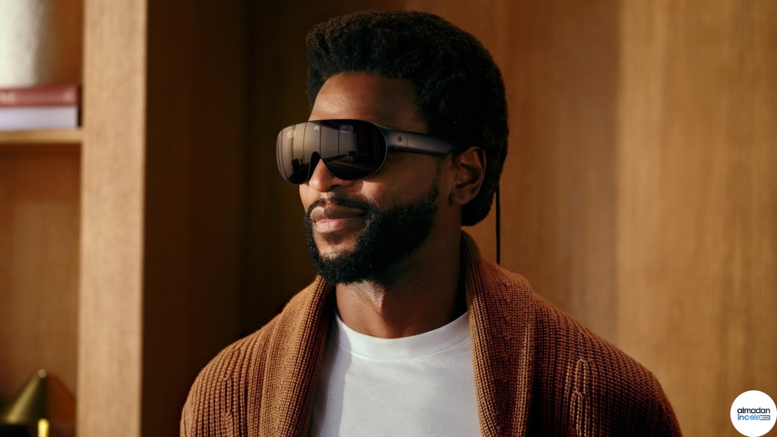 Meta VR Glasses sanal gerçeklik gözlüğünün resmi ürün görseli