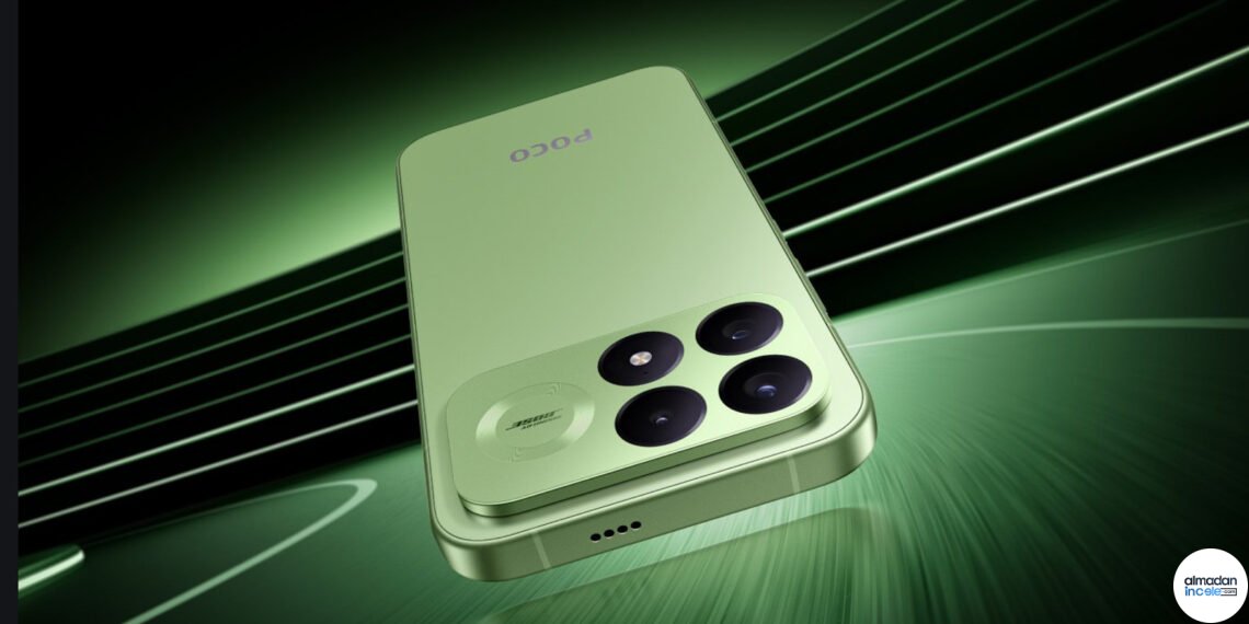 Aurora Green renkli POCO F9 Pro telefonun arka tasarımı