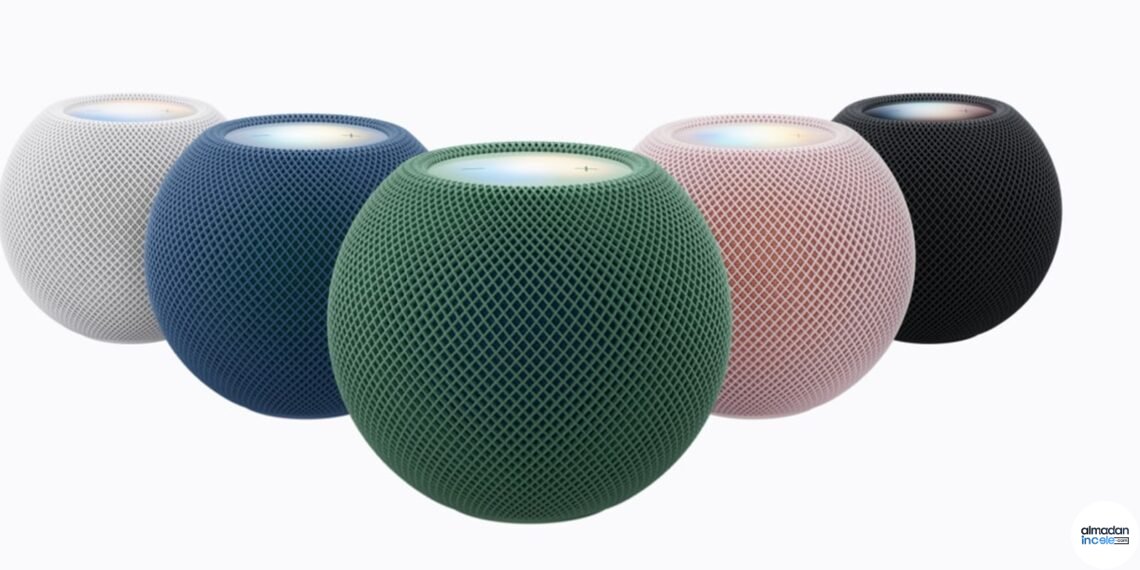 Beş renkte Apple HomePod mini 2 akıllı hoparlörün yatay ürün fotoğrafı