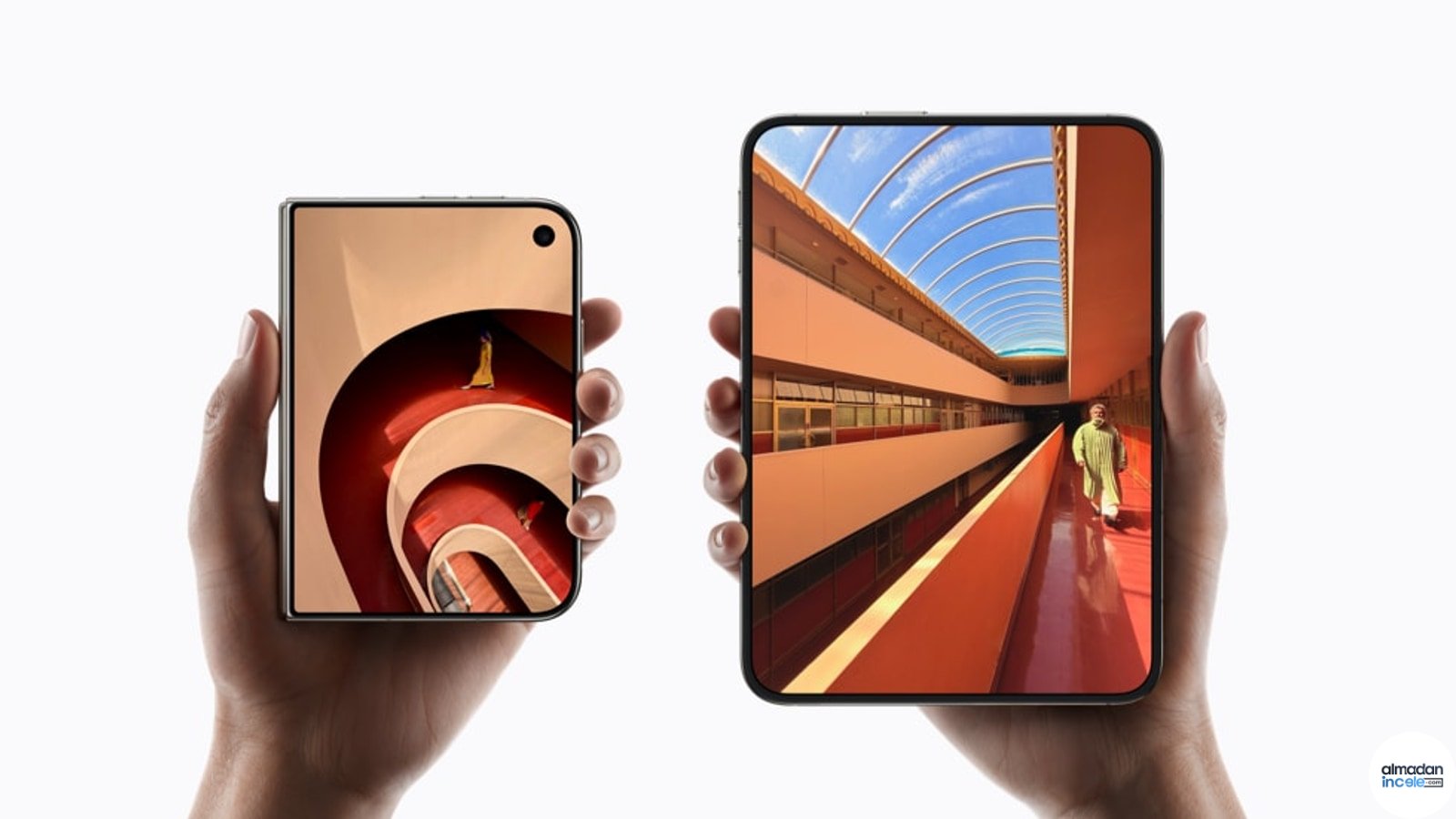 iPhone Duo açık ve kapalı halde, iki ekran boyutunu gösteren resmi ürün fotoğrafı