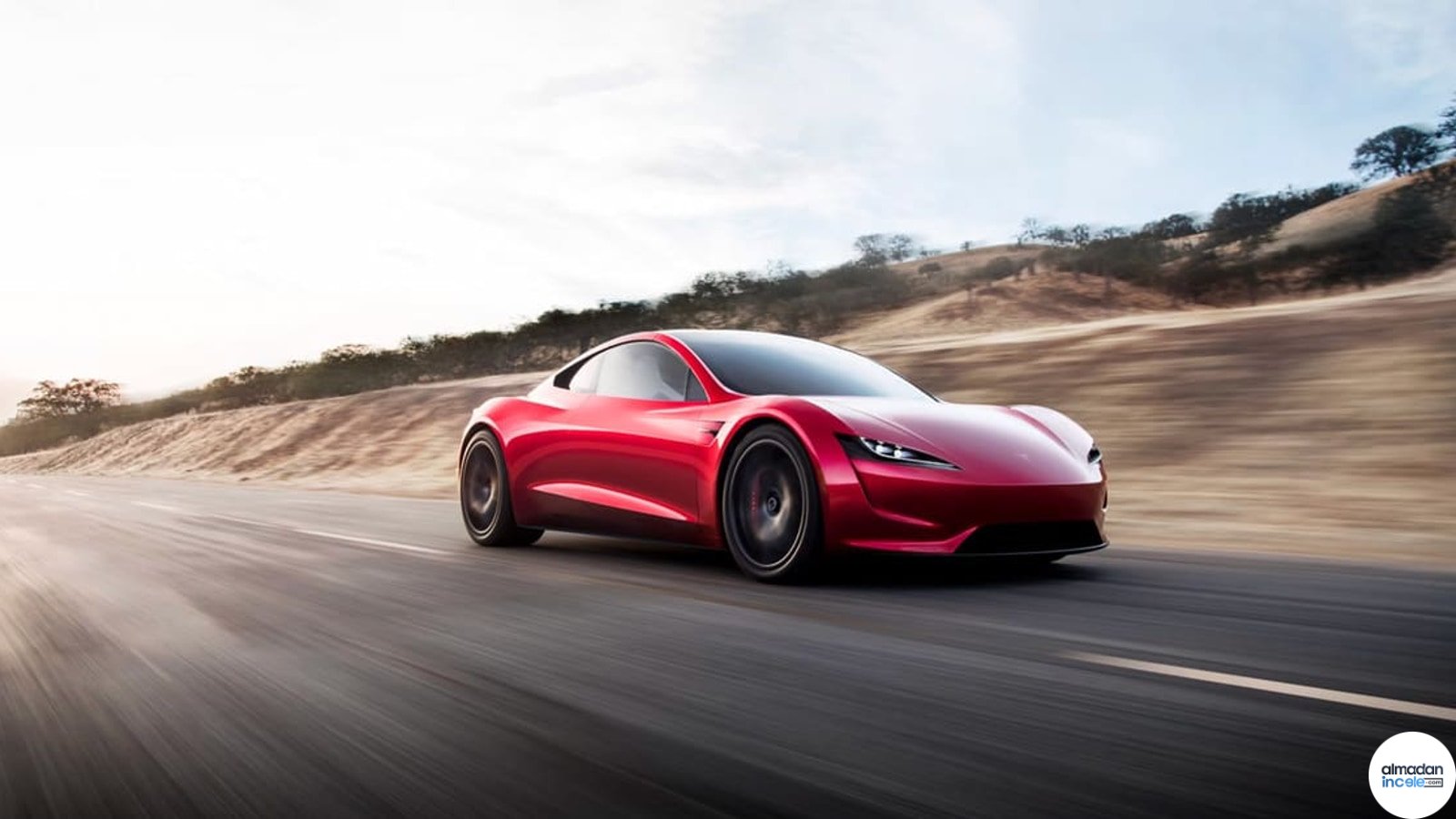 Tesla’nın Roadster ürün sayfasında gösterilen kırmızı elektrikli spor otomobil